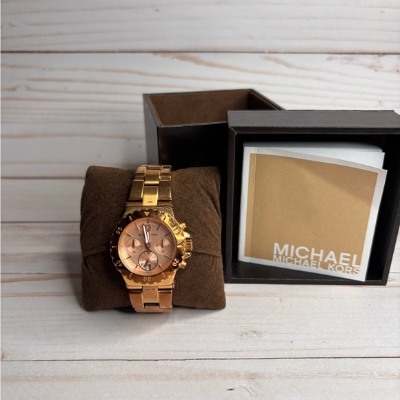 Michael Kors Rose Gold Women’s Watch - Picture 1 of 6